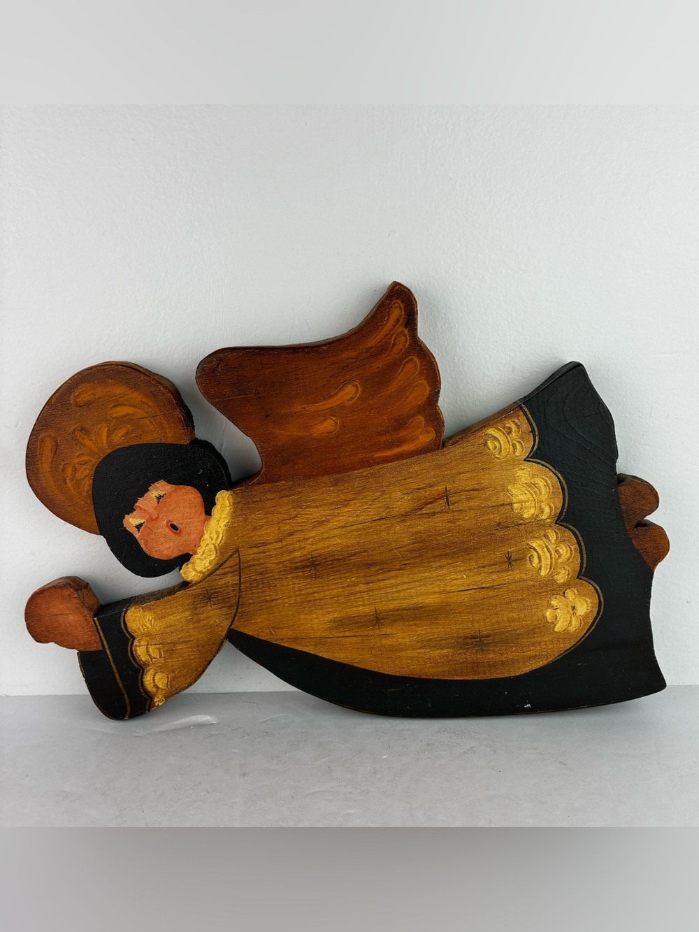 Handmade Hand Painted Wood Christmas Angel - 1989 - Beautiful!